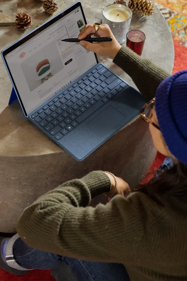 laptopAndStylus